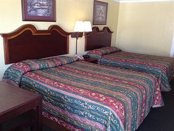 Hotel Americas Best Value Inn Suites