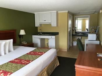 Hotel Americas Best Value Inn Suites