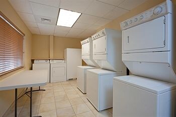 Hotel Candlewood Suites West Springfield