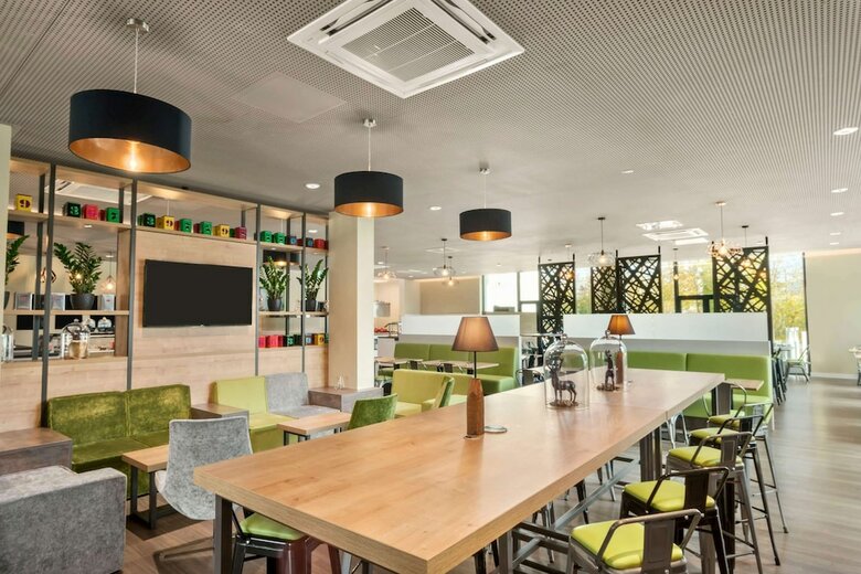 Hotel Super 8 Munich City North