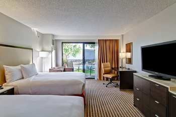 Doubletree By Hilton Hotel Pleasanton At The Club