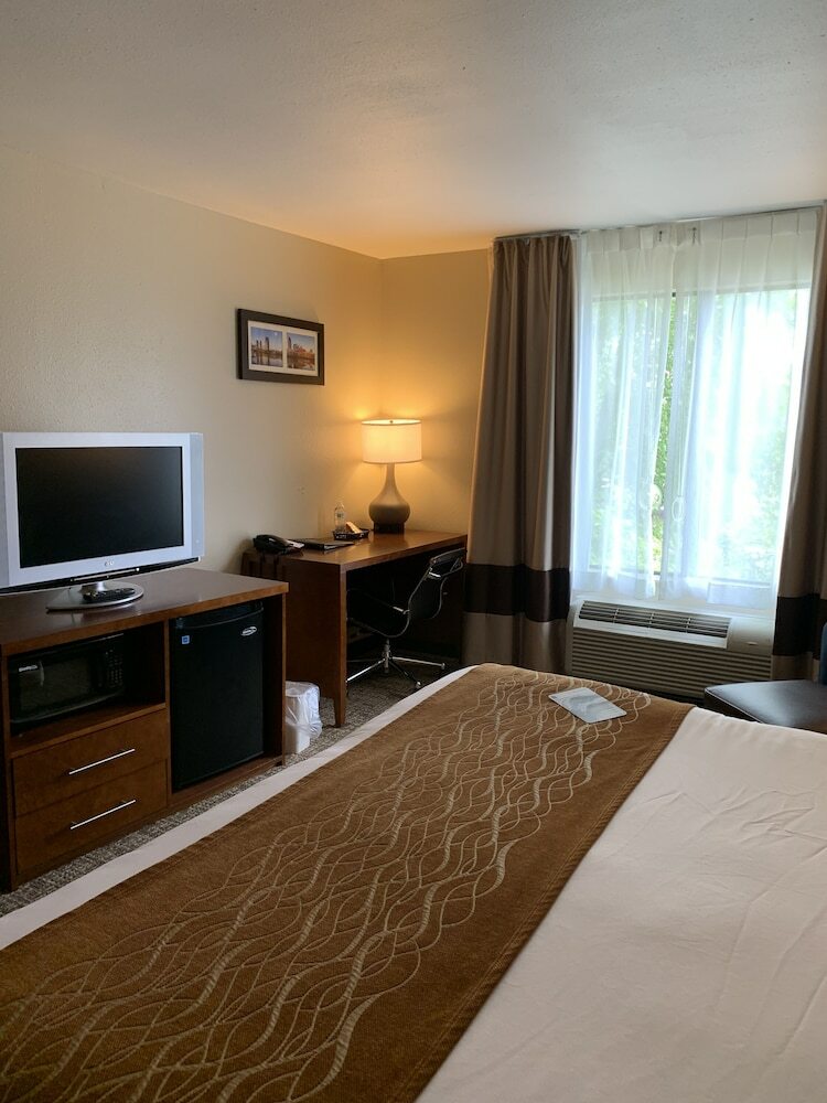 Hotel Baymont Inn And Suites Franklin
