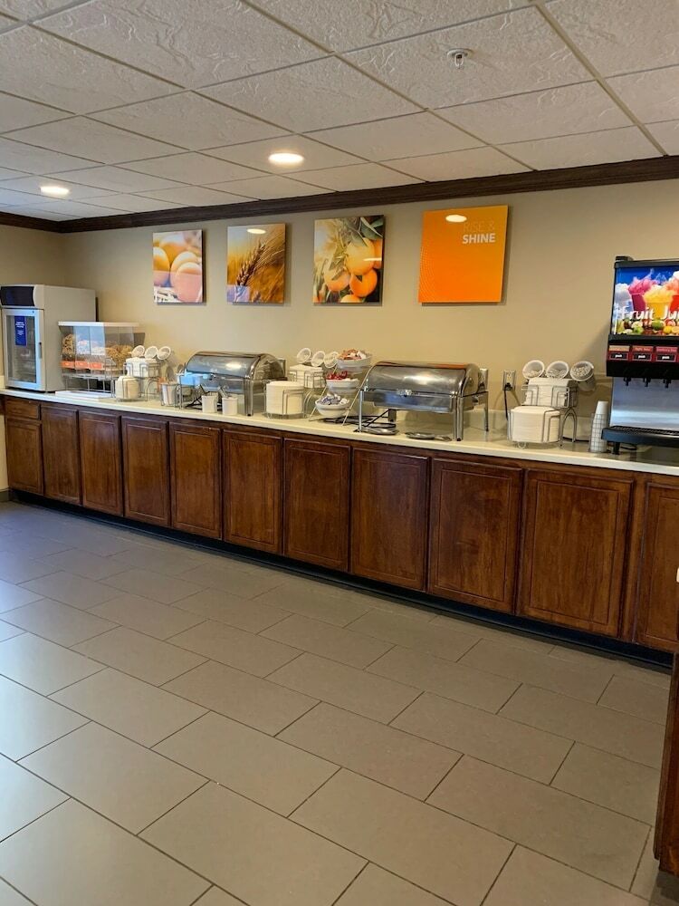 Hotel Baymont Inn And Suites Franklin