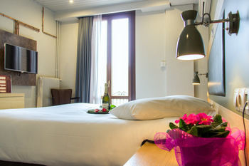 Kastalia Boutique Hotel