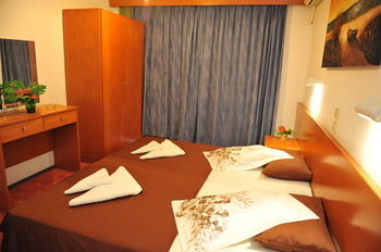 Hotel Heleni Beach
