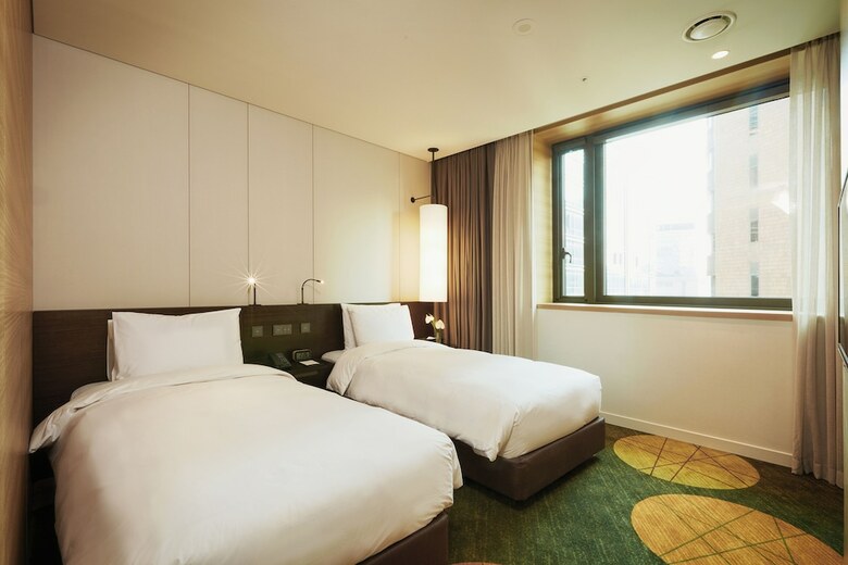 Crown Park Hotel