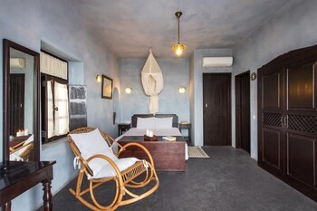 Villa Ramni House By Thireon