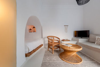 Aparthotel Cocoon Suites