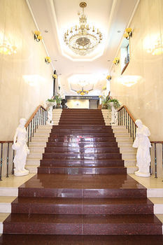 Dawn Beach Hotel