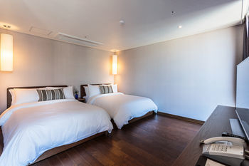 Vistacay Hotel Cheonjiyeon