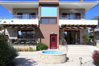 Aparthotel Christina Studios