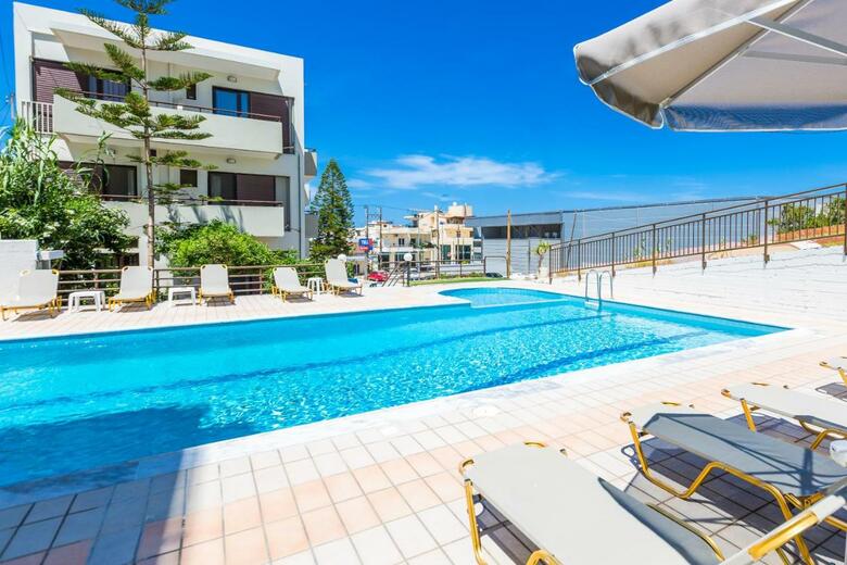 Aparthotel Eltina Hotel