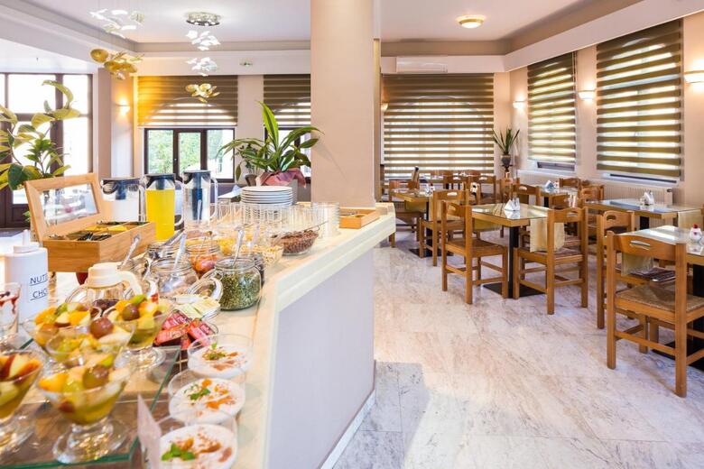 Aparthotel Eltina Hotel