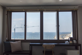 Check Inn Hotel Jeju