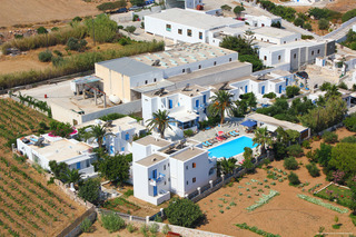 Aparthotel Zoumis Studios