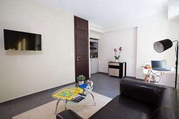 Polis Apartments