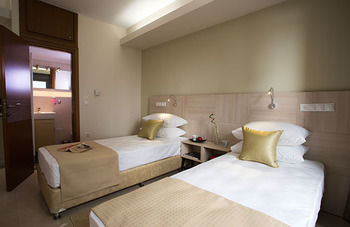 Polis Apartments