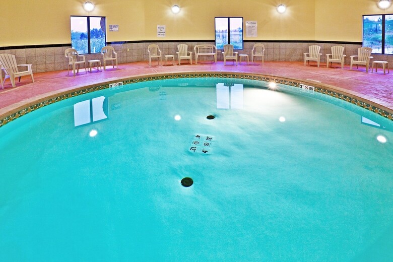 Holiday Inn Express Hotel & Suites Perry