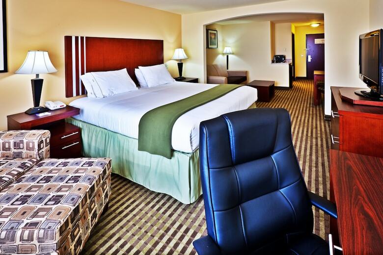 Holiday Inn Express Hotel & Suites Perry