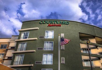 Hotel Courtyard Charleston