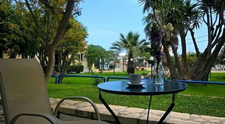 Aparthotel Villa Vicky