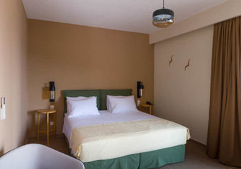 Hotel Elimnion Resort