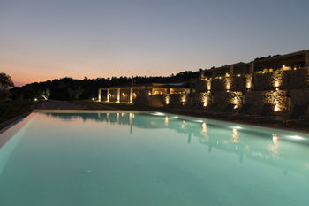 Hotel Elimnion Resort