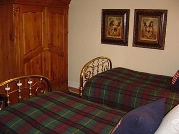 Bed & Breakfast Inn At Clearwater Pond