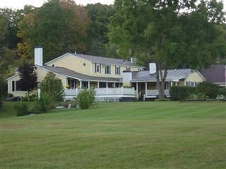 Bed & Breakfast Inn At Clearwater Pond