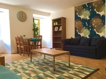 Hi5 Apartments - Parliament