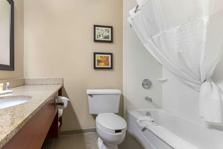 Hotel Comfort Inn