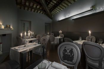 Hostal Castello Di Poreta