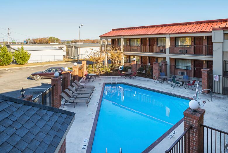 Hotel Red Roof Inn And Suites Scottsboro