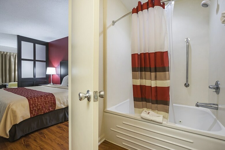 Hotel Red Roof Inn And Suites Scottsboro