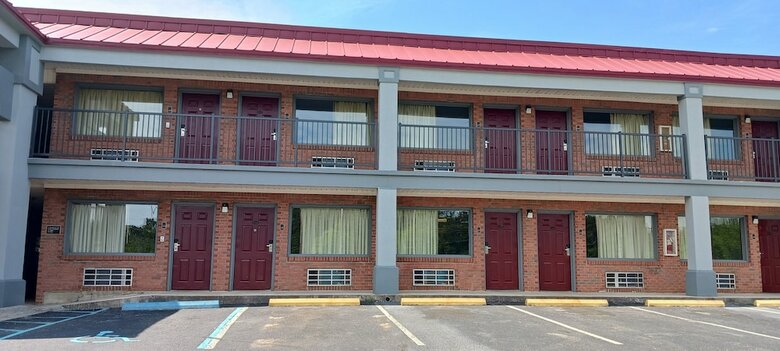 Hotel Red Roof Inn And Suites Scottsboro