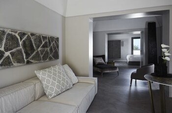 Hostal Sikelia Luxury Retreat