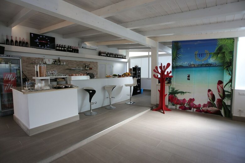 Hostal Hotel Eubea