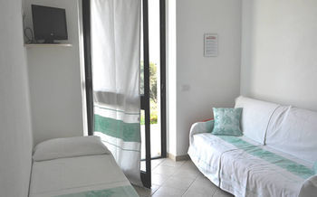 Bed & Breakfast La Striscia Larga