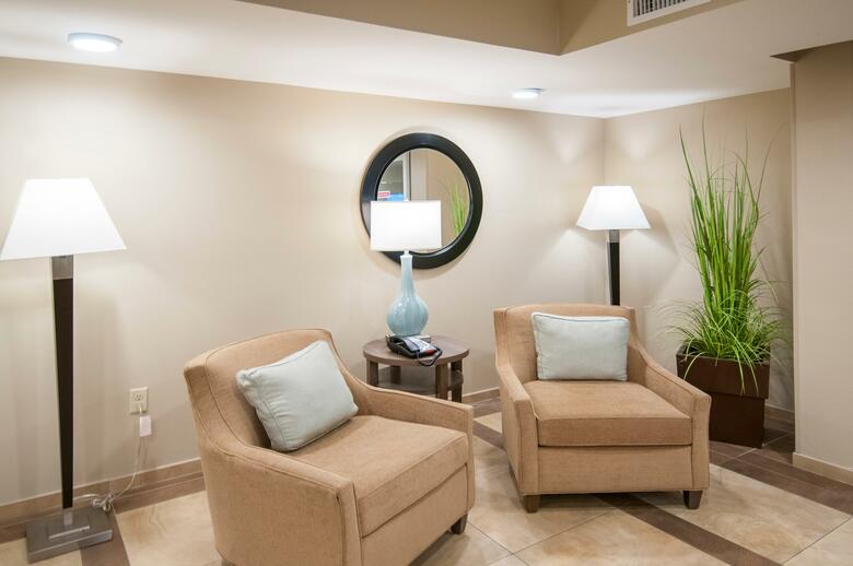 Hotel Candlewood Suites Baton Rouge - College Drive