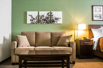 Hotel Sleep Inn & Suites