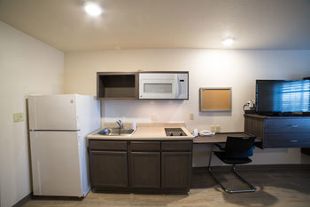 Hotel Woodspring Suites Signature Broken Arrow