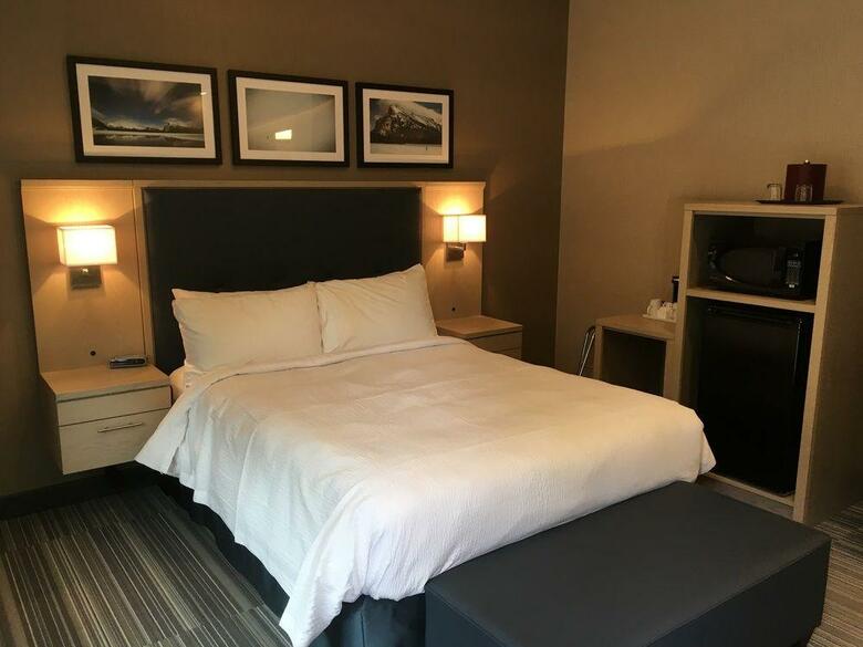 Hotel Mountaineer Lodge