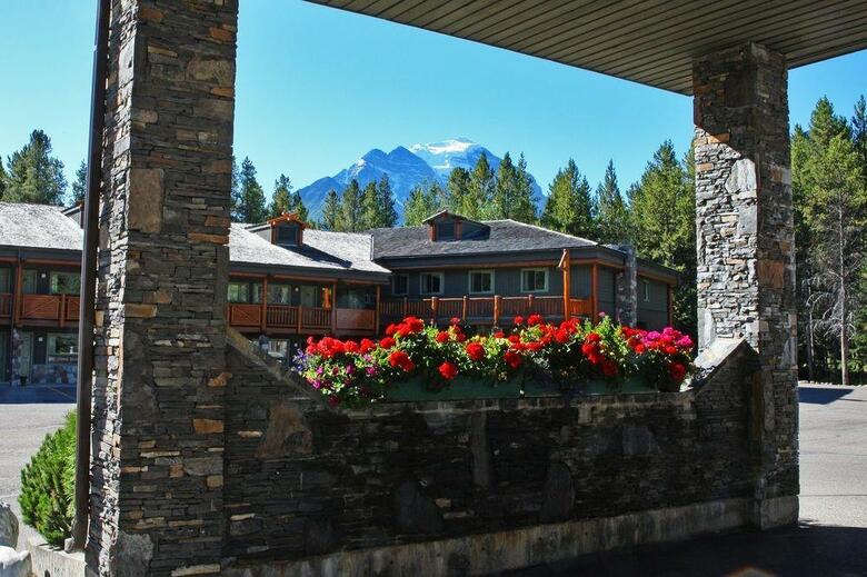Hotel Mountaineer Lodge