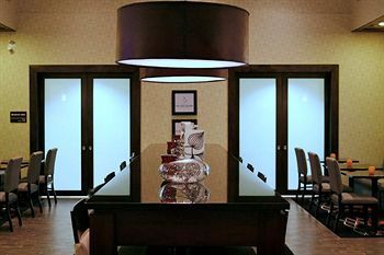 Hotel Hampton Inn & Suites By Hilton Red Deer