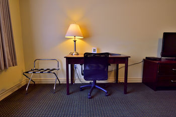 Hotel Quality Inn & Suites
