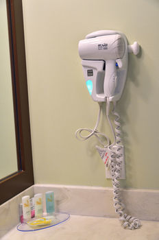 Hotel Quality Inn & Suites