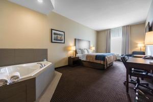 Hotel Comfort Inn & Suites