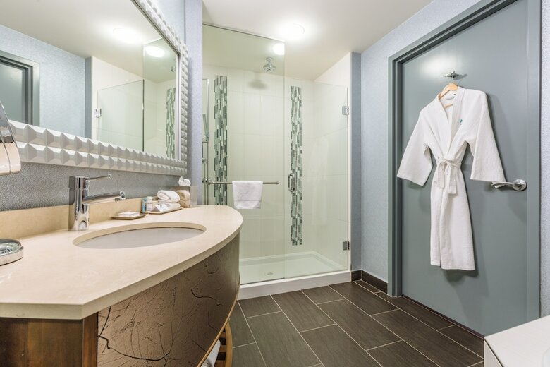 Hotel Blu Vancouver