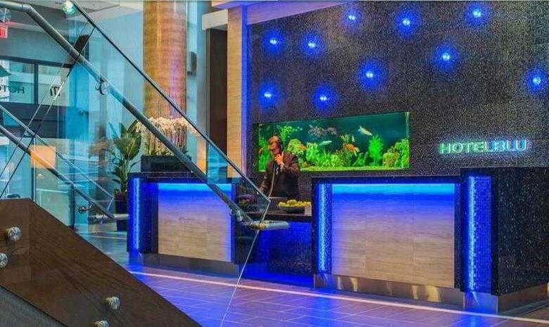 Hotel Blu Vancouver