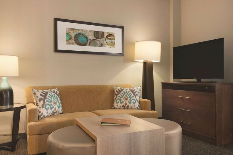 Hotel Homewood Suites By Hilton Calgary Downtown
